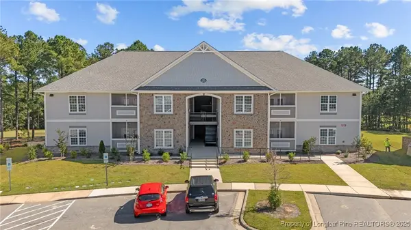 240 Gallery Drive #303, Spring Lake, NC 28390