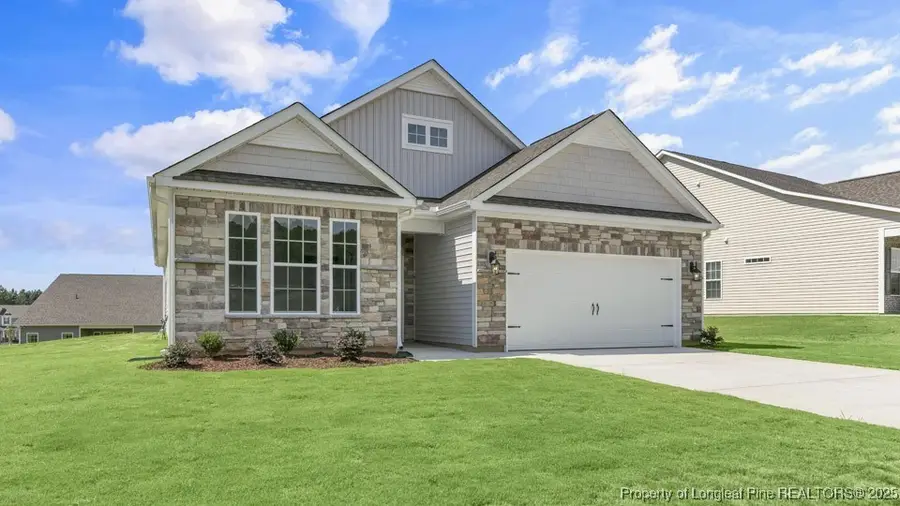 742 Lazy Elm Lane, Aberdeen, NC 28315 - Image #2