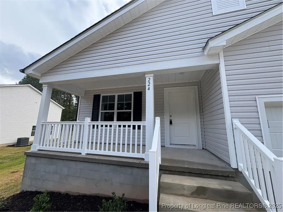 224 Appaloosa Drive, Spring Lake, NC 28390 - Image #2