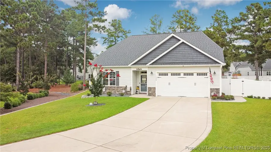 602 Crepe Myrtle Court, Aberdeen, NC 28315 - Image #2