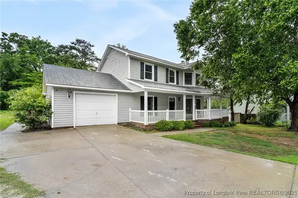 6241 Hedingham Drive, Hope Mills, NC 28348