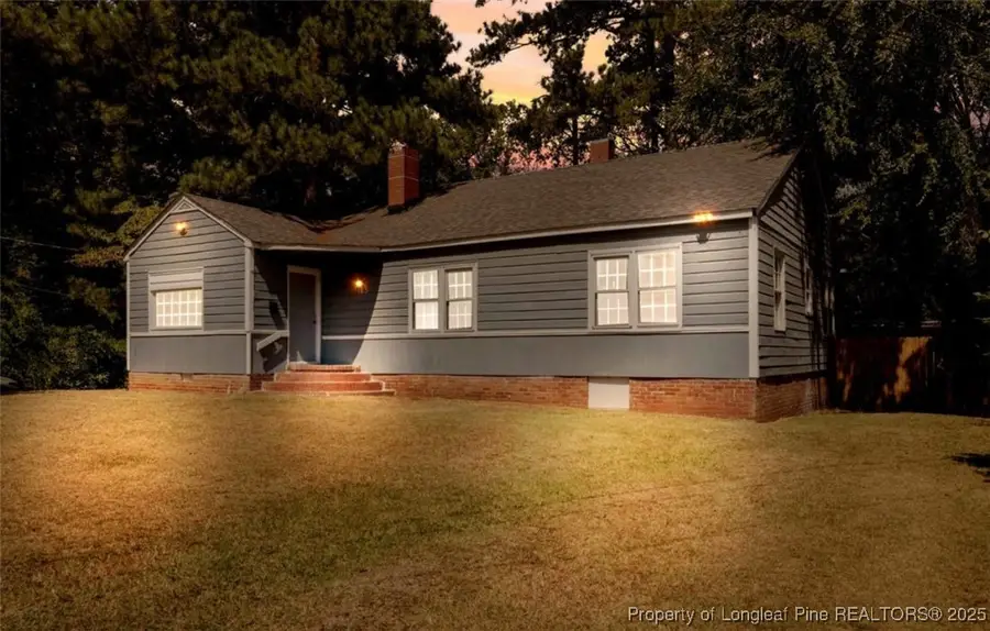 115 Brookwood Avenue, Fayetteville, NC 28301 - #3