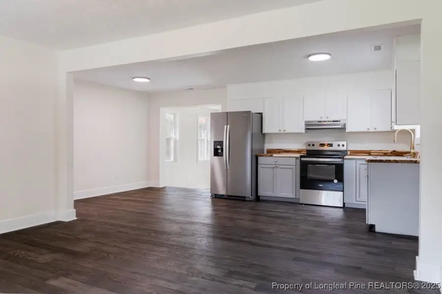 856 Pinewood Drive, Whiteville, NC 28472 - Image #3