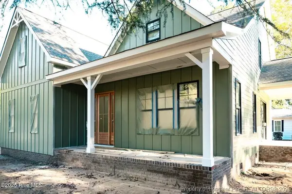 245 W Connecticut Avenue, Southern Pines, NC 28387