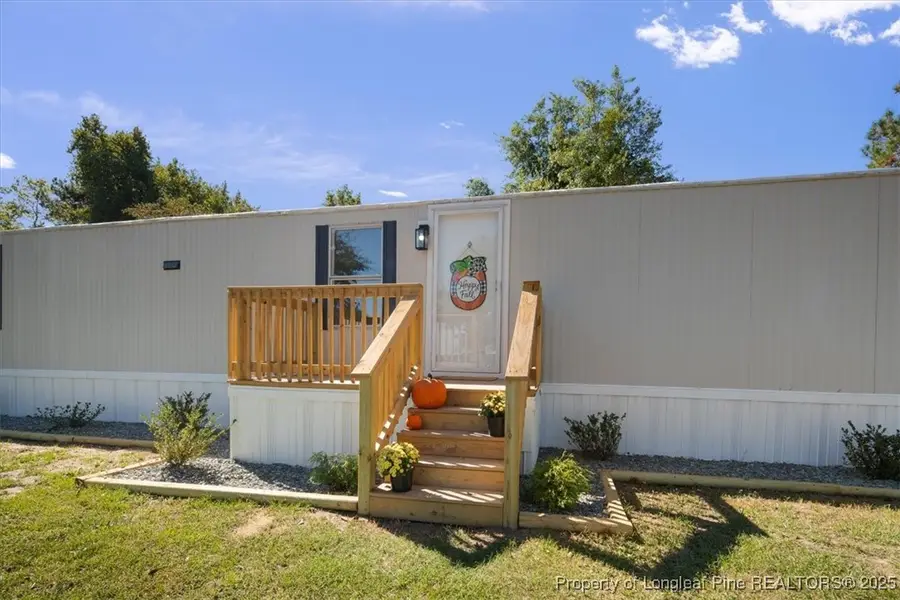 6546 Roslin Farm Road, Hope Mills, NC 28348 - Image #3