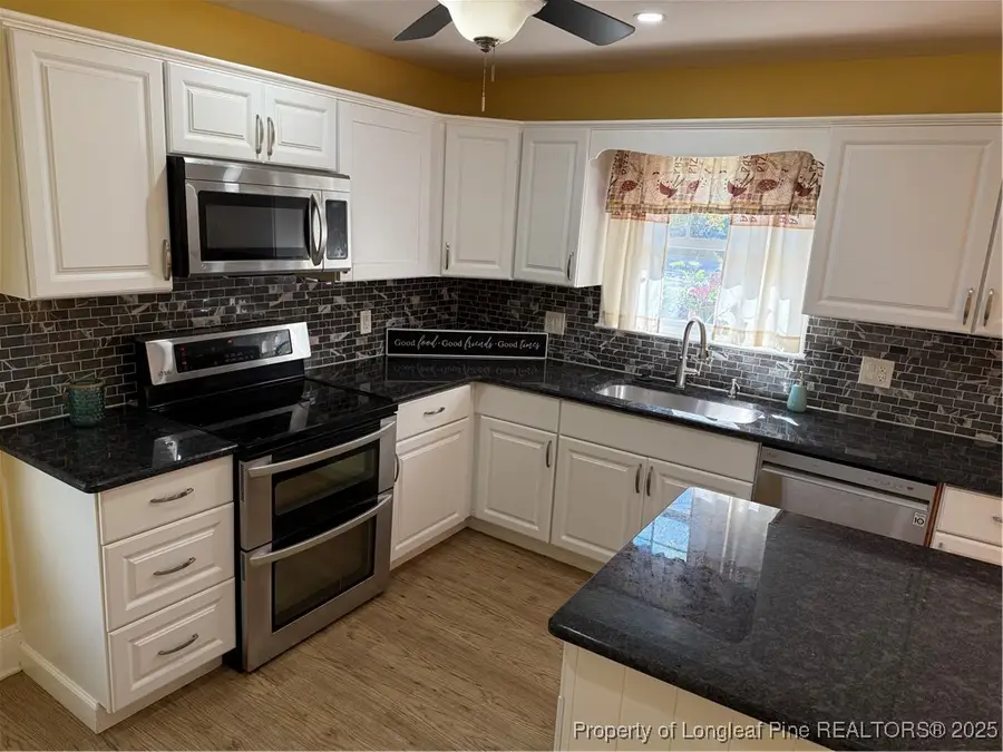 210 W Elwood Avenue, Raeford, NC 28376 - Image #2