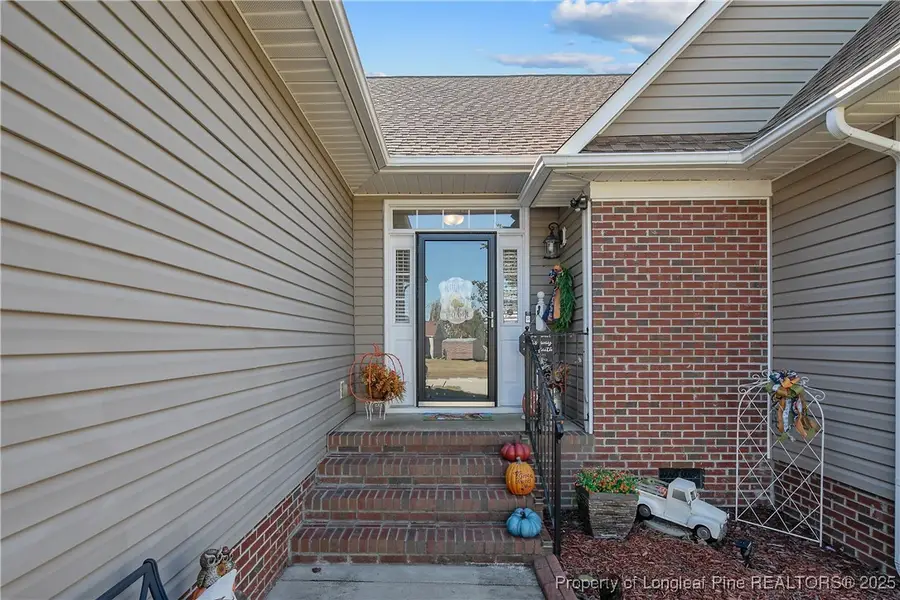 1024 Greenhouse Drive, Hope Mills, NC 28348 - Image #2