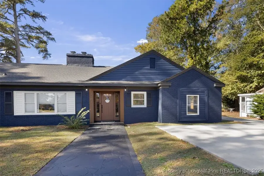 2101 N Mcmillan Avenue, Lumberton, NC 28358 - #2
