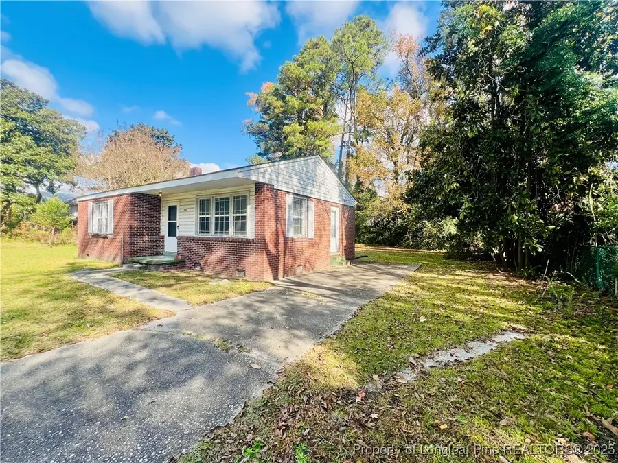 207 E Rockingham Road, Maxton, NC 28364 - Image #3