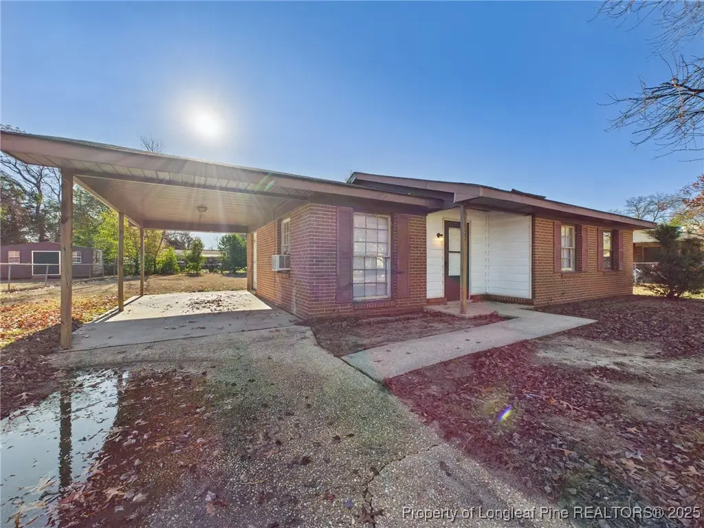 927 Fiske Drive, Fayetteville, NC 28311 - Image #1