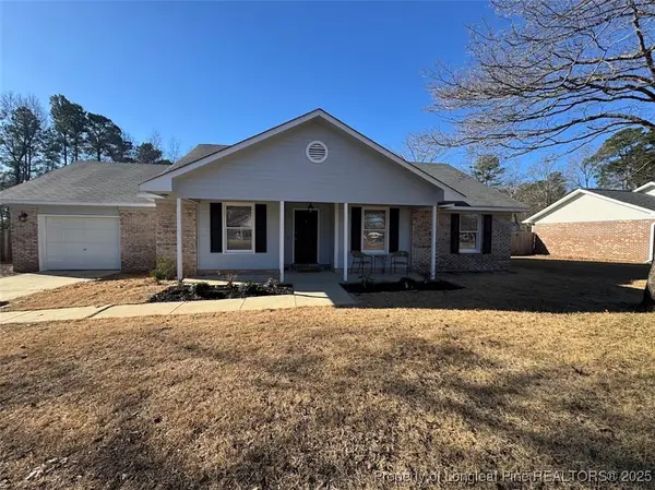 419 Woodberry Circle, Raeford, NC 28376