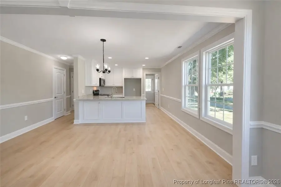 804 Holmes Street, Clinton, NC 28328 - Image #3