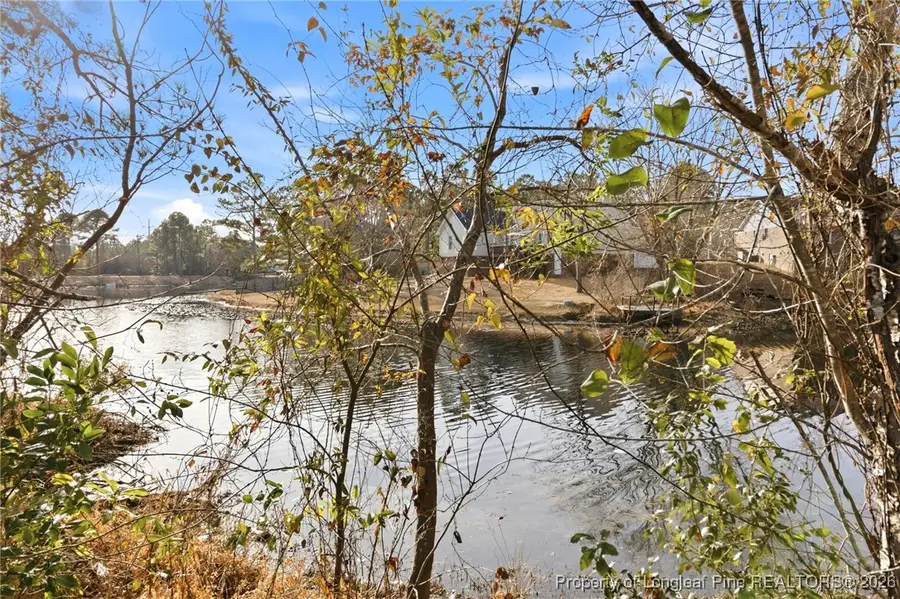 6086 Lexington Drive, Hope Mills, NC 28348 - Image #2