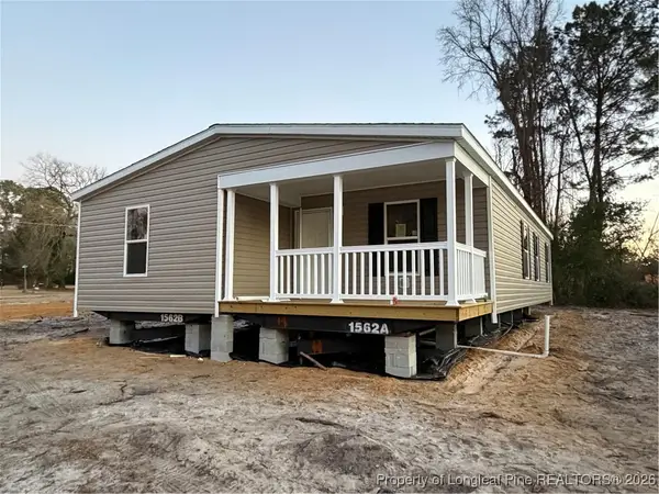 4056 Lodge Drive, Wade, NC 28395