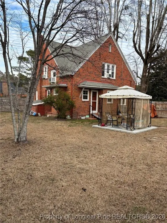 201 W 17th Street W, Lumberton, NC 28358 - #3