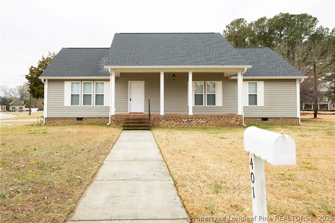 401 W Brocklyn Street, Benson, NC 27504 - #1