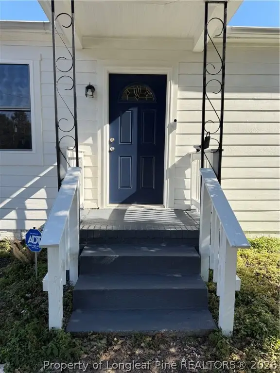 128 W Circle Court, Fayetteville, NC 28301 - Image #3