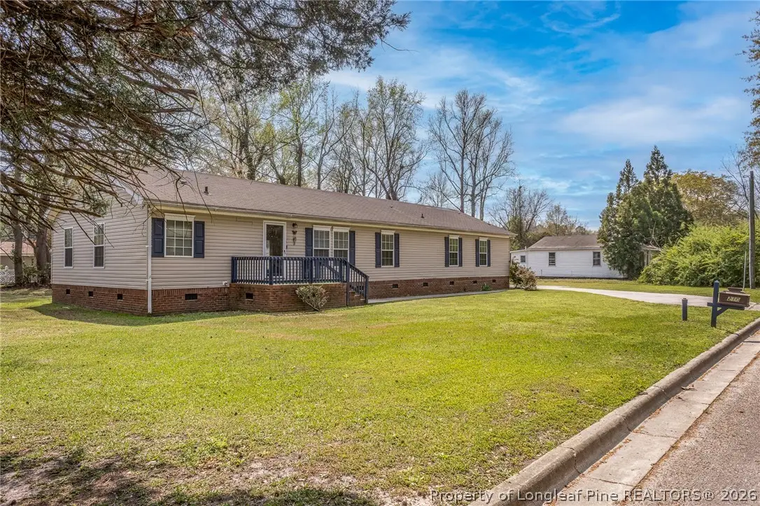 210 E Pierce Street, Warsaw, NC 28398 - #1