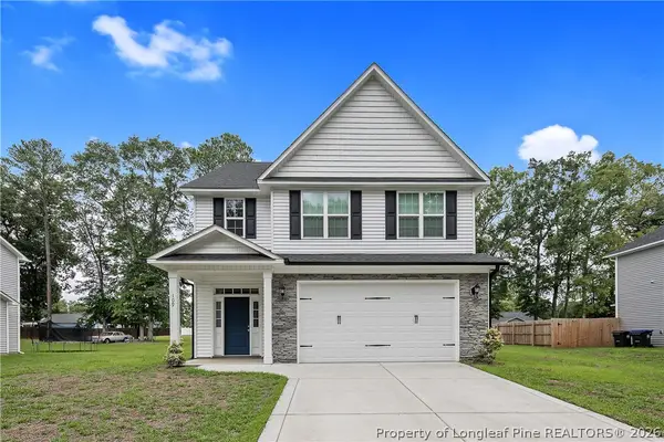 109 E 6th Avenue, Raeford, NC 28376