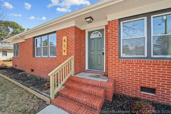 819 Sandalwood Drive, Fayetteville, NC 28304