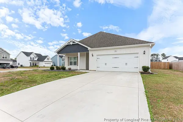 391 Leach Creek Drive, Raeford, NC 28376