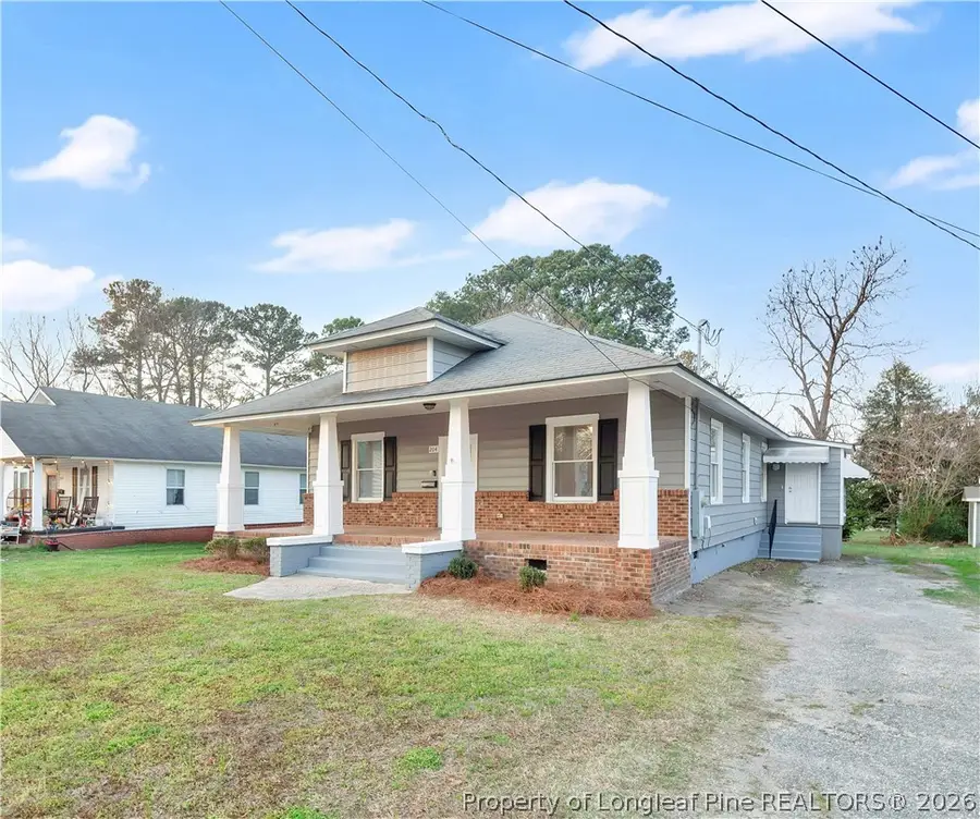 204 W E Street, Erwin, NC 283393 - #3