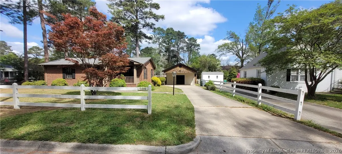 209 E 22nd Street, Lumberton, NC 28358 - #1