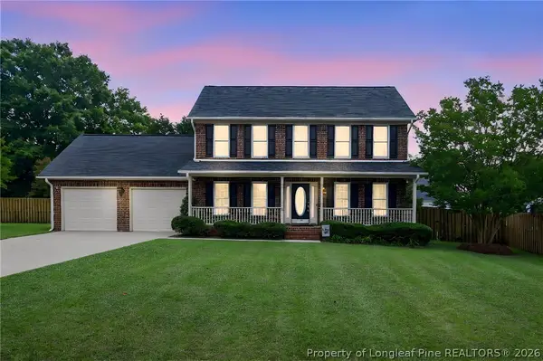28 E Coyt Circle, Spring Lake, NC 28390