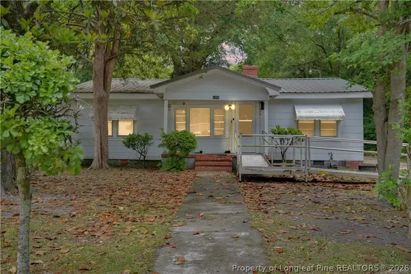 1006 James Street, Elizabethtown, NC 28337