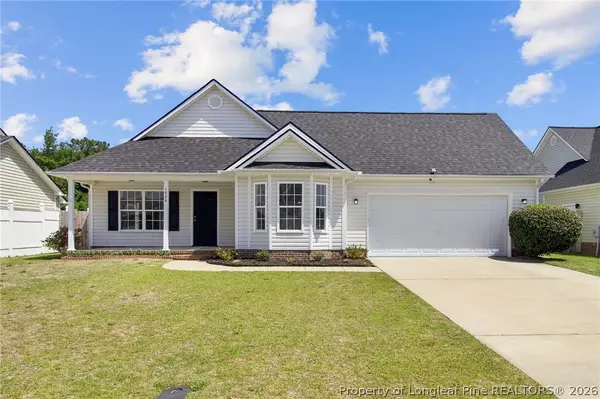 1424 Avoncroft Drive, Fayetteville, NC 28306