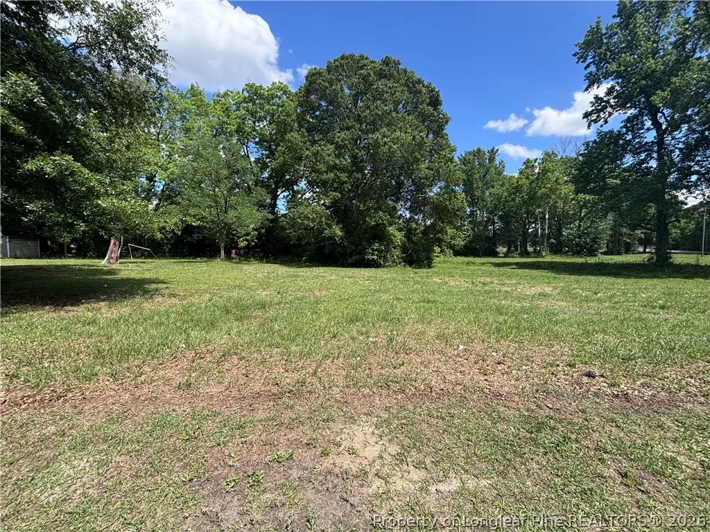305 S Seneca Street, Lumberton, NC 28358 - #1