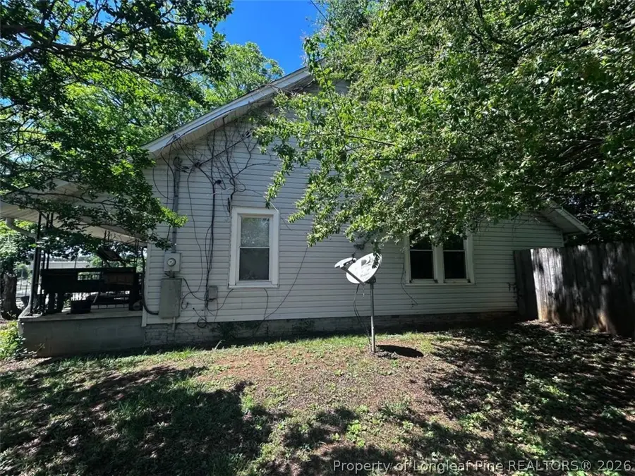 207 W 9th Avenue, Lexington, NC 27292 - #3