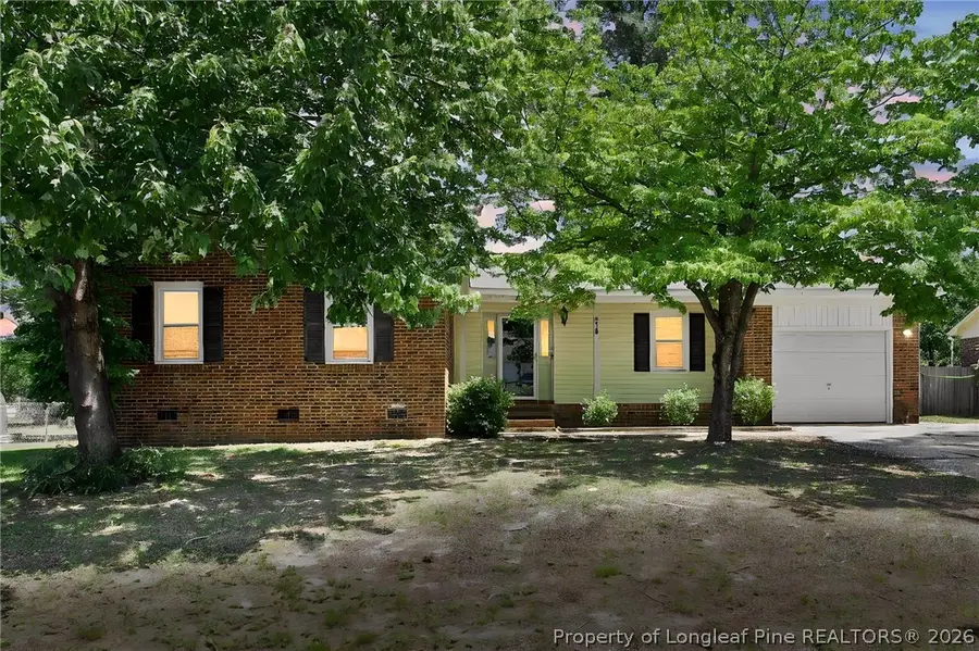 2109 Hollyridge Place, Fayetteville, NC 28304 - #2