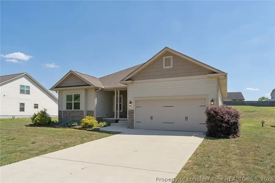 220 Glendale Circle, Sanford, NC 27332 - #2