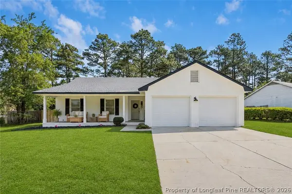6870 Pin Oak Lane, Fayetteville, NC 28314