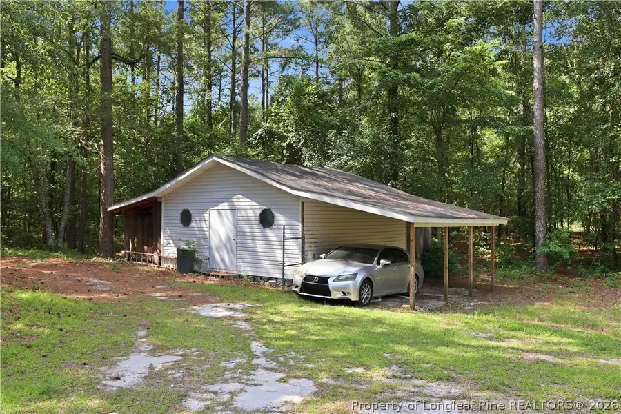 310 Maysville Ln, Tar Heel, NC 28392 - #3