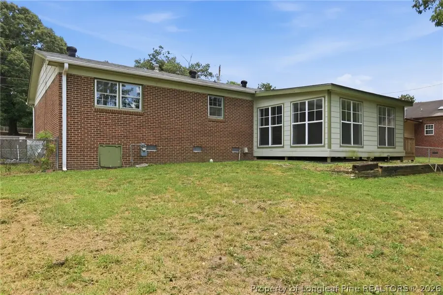 406 Lansdowne Road, Fayetteville, NC 28314 - #3