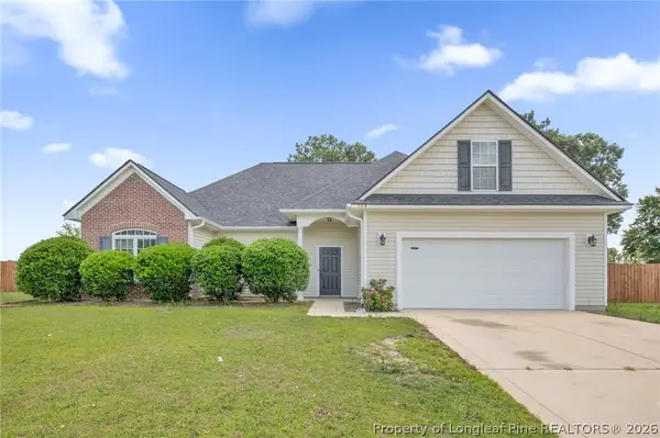 568 Wood Valley Lane, Raeford, NC 28376