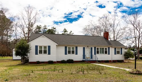 717 W Cutlar Street, St Pauls, NC 28384