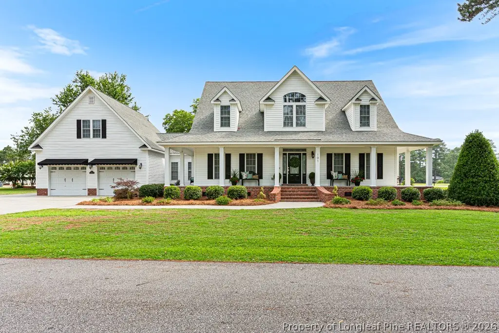 101 E Royal Street, Salemburg, NC 28385 - #1