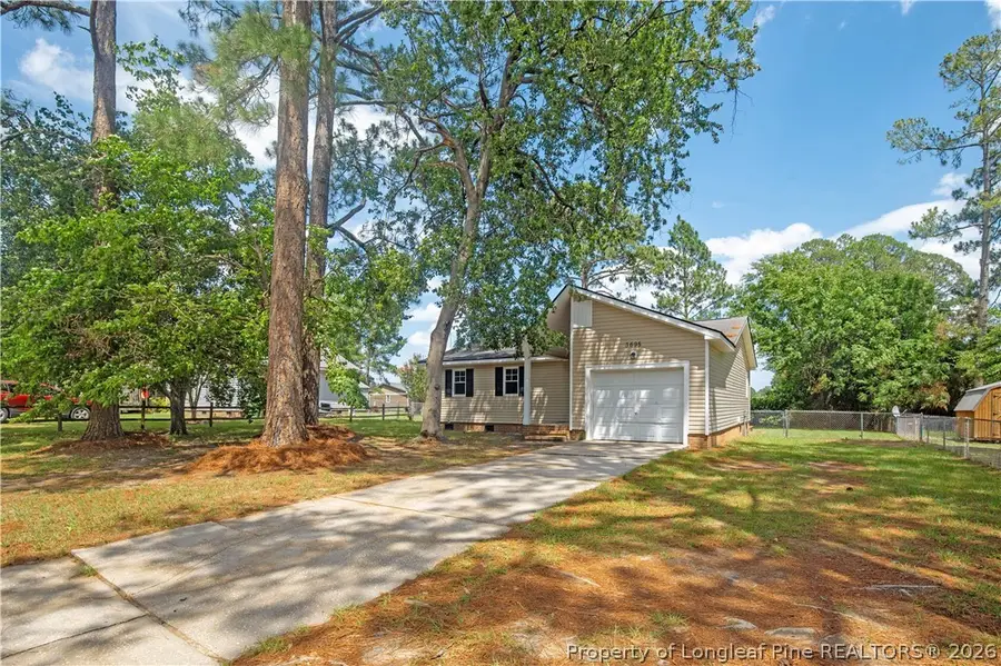 3695 Applegate Road, Hope Mills, NC 28348 - #2