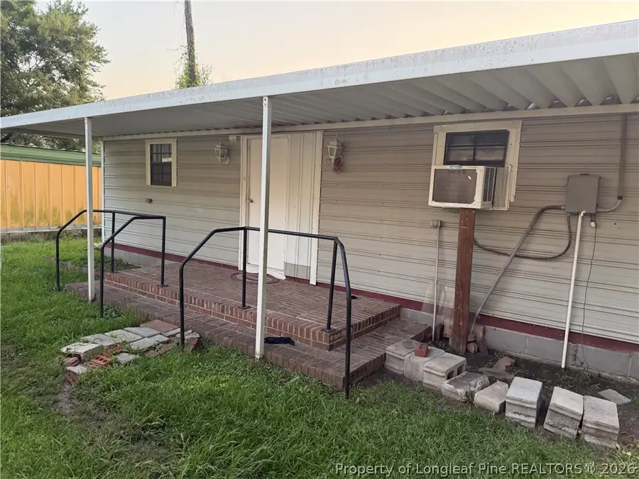 906 S Johnson St, Mount Olive, NC 28365 - #2