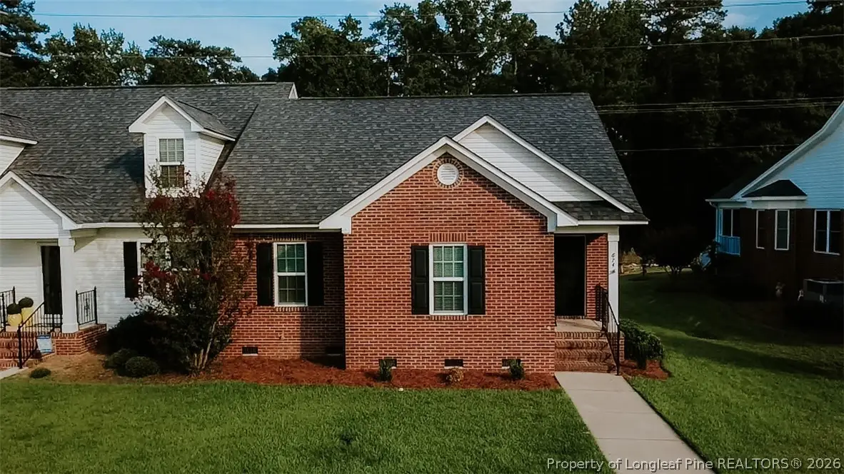 674 W Amberdale Circle, Lumberton, NC 28358 - #1