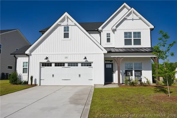 228 Tulip Oak Drive, Raeford, NC 28376