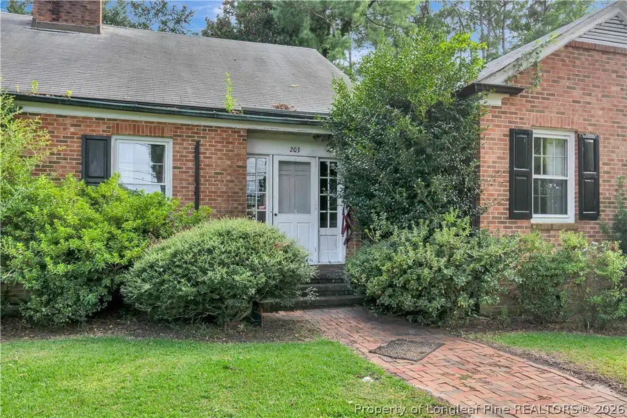 203 W 26th Street, Lumberton, NC 28358 - #3