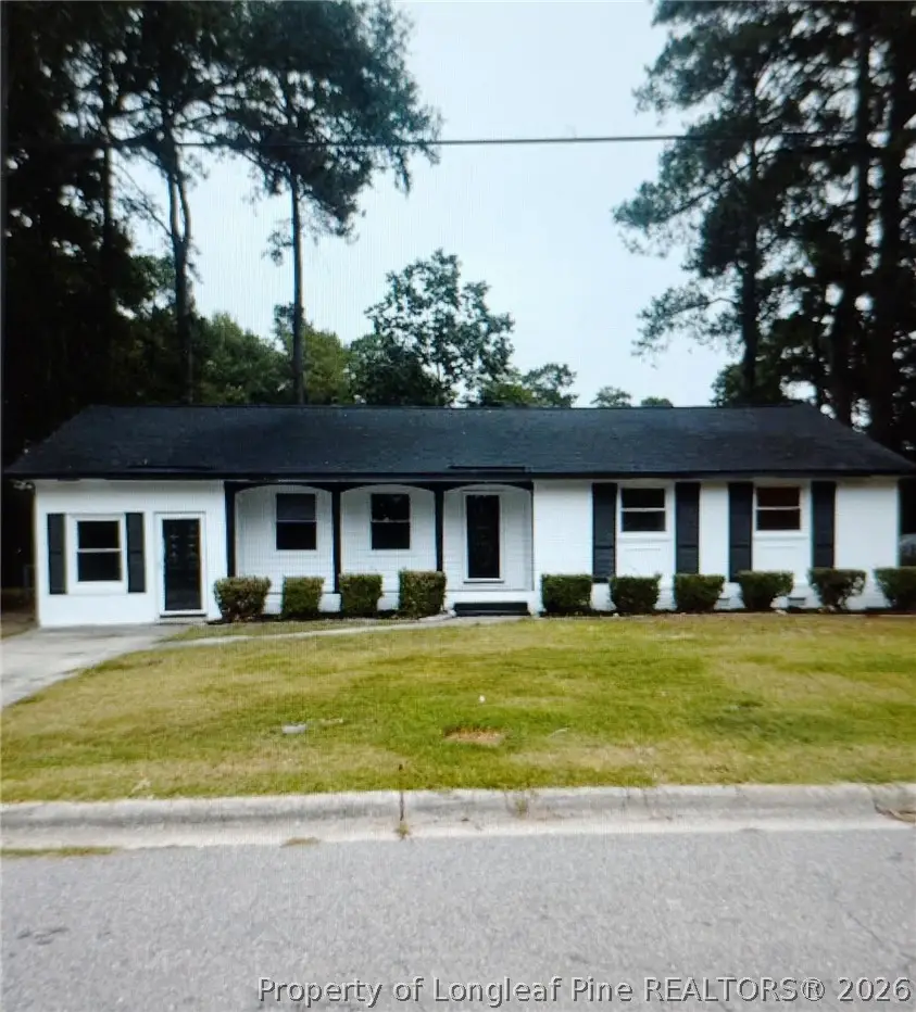 702 W 28th Street, Lumberton, NC 28358 - #1