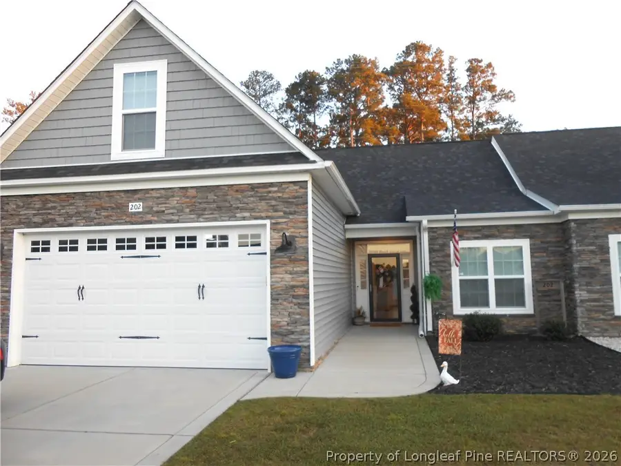 202 Oak Pointe Circle, Lumberton, NC 28358 - #3