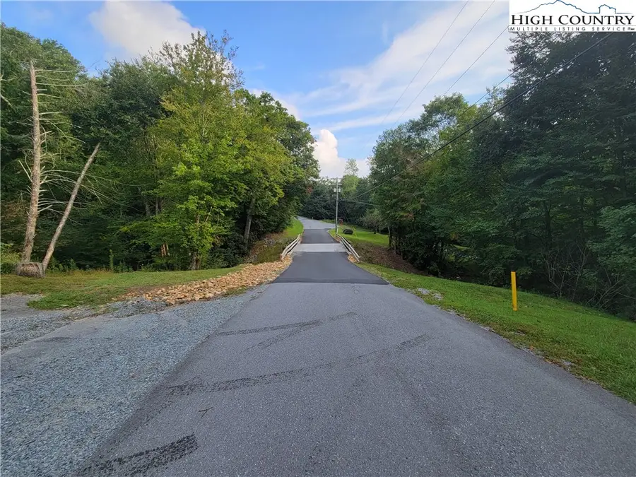 116 Adams Apple Drive, Banner Elk, NC 28604 - #3