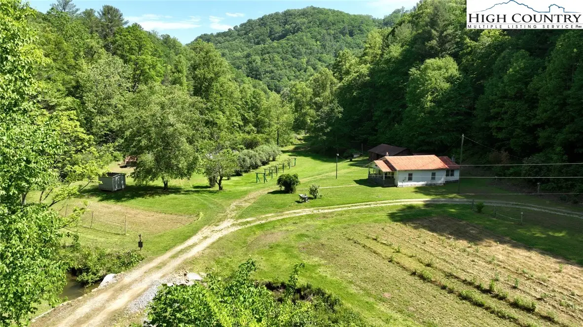 7227 & 7229 Hwy 90, Collettsville, NC 28611 - #1