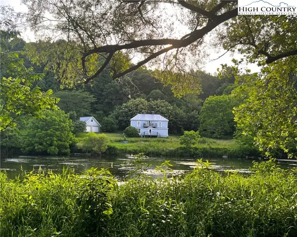 4606 Garvey Bridge Road, Crumpler, NC 28617